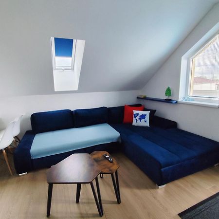 Ahoy Relax Apartmany Nesvady Exteriör bild